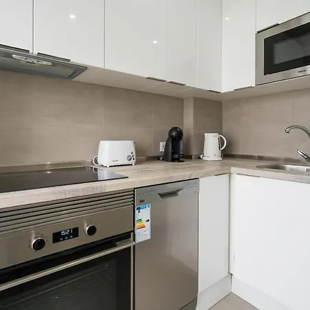 One Bedroom Seaview Urban Apartment