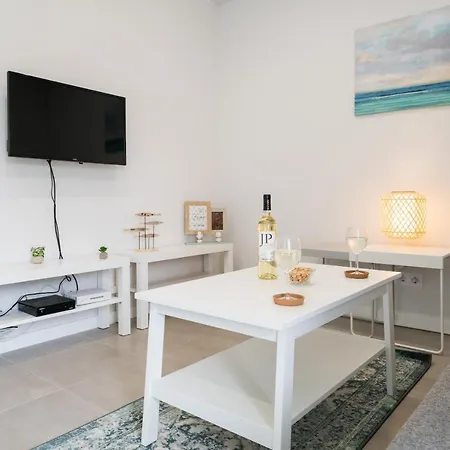 Appartamento One Bedroom Seaview Urban *