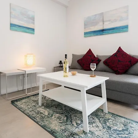 One Bedroom Seaview Urban